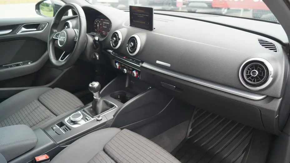 AUDI A3 -