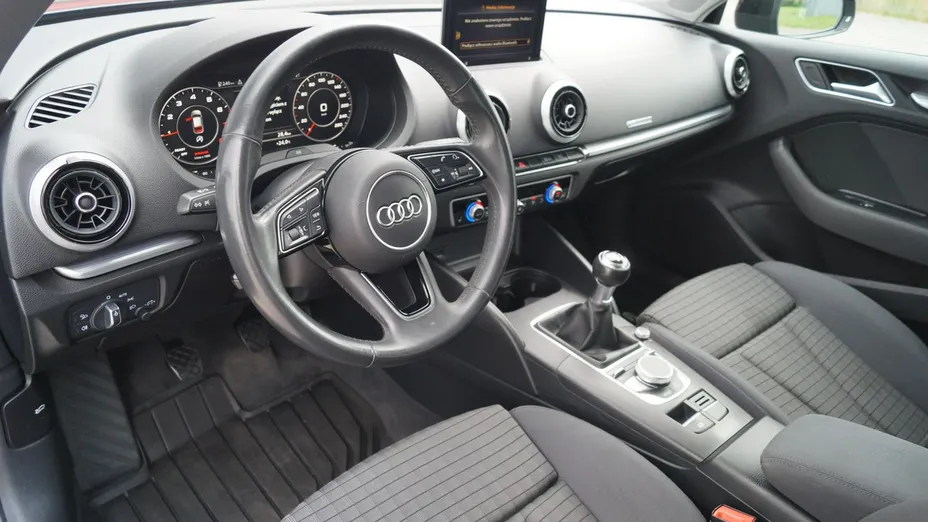 AUDI A3 -