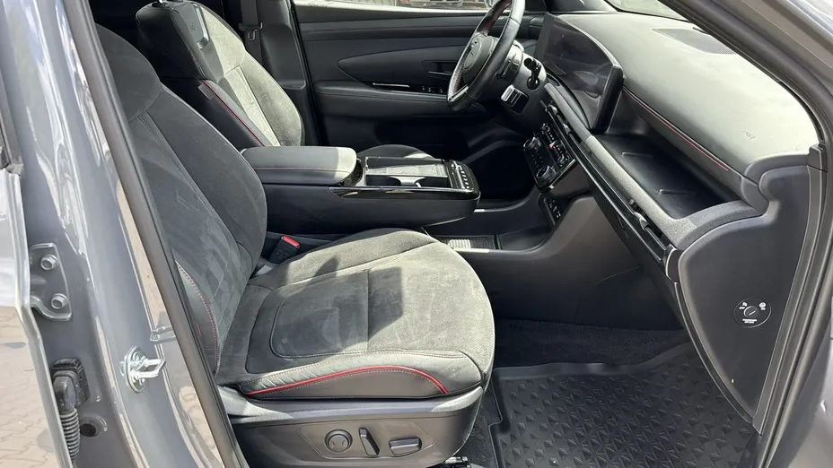 HYUNDAI Tucson -