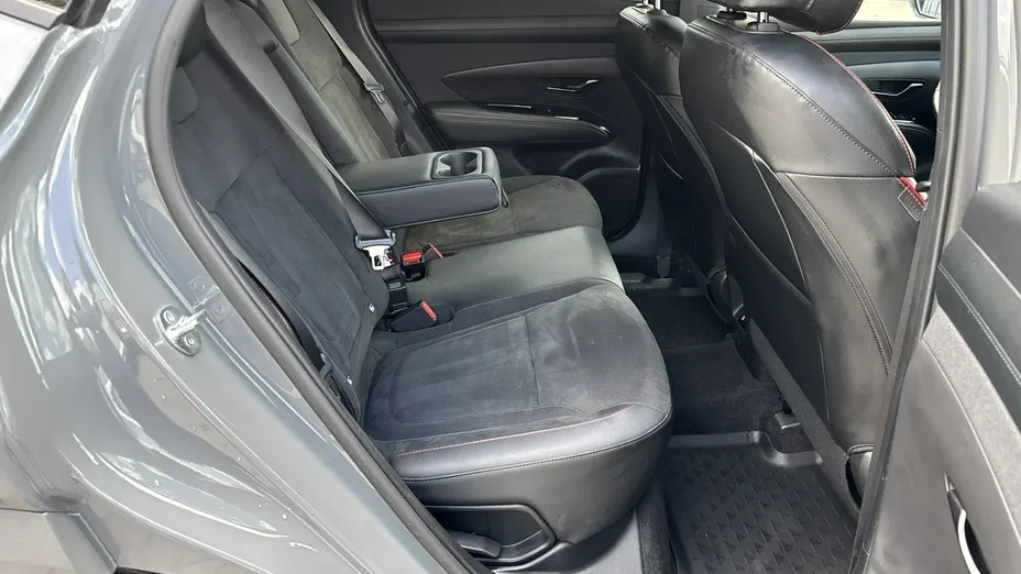 HYUNDAI Tucson -