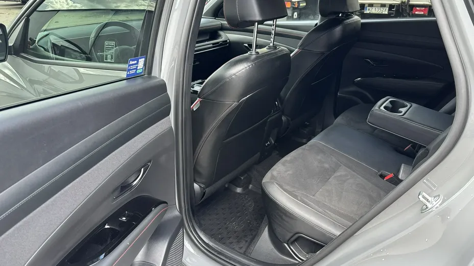 HYUNDAI Tucson -