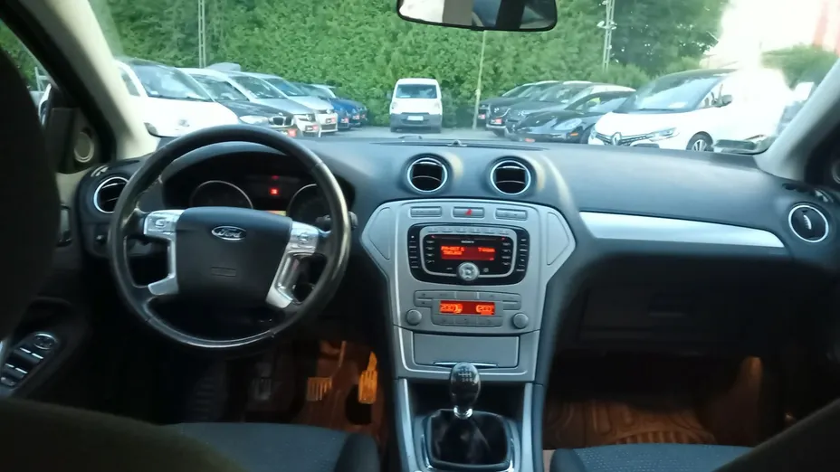 FORD Mondeo -