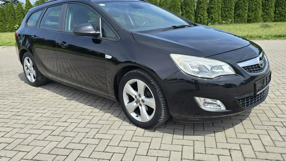 OPEL Astra -