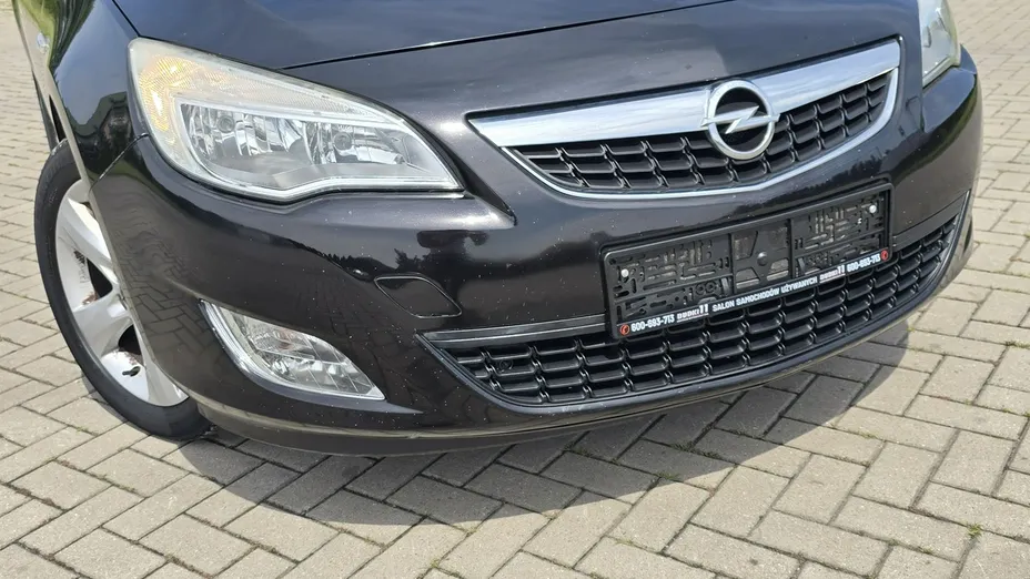 OPEL Astra -