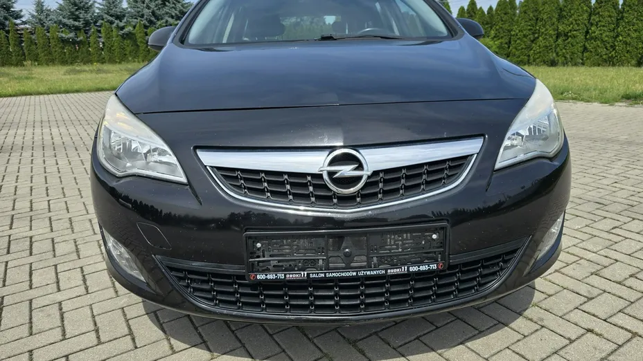 OPEL Astra -