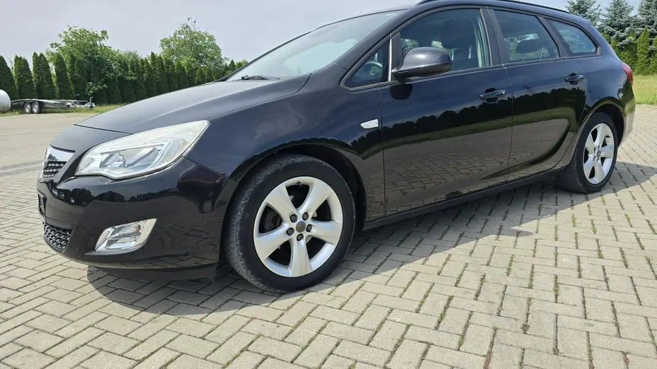 OPEL Astra -