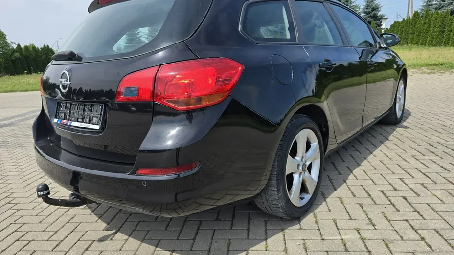 OPEL Astra -