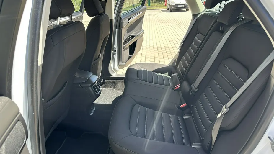 FORD Mondeo -
