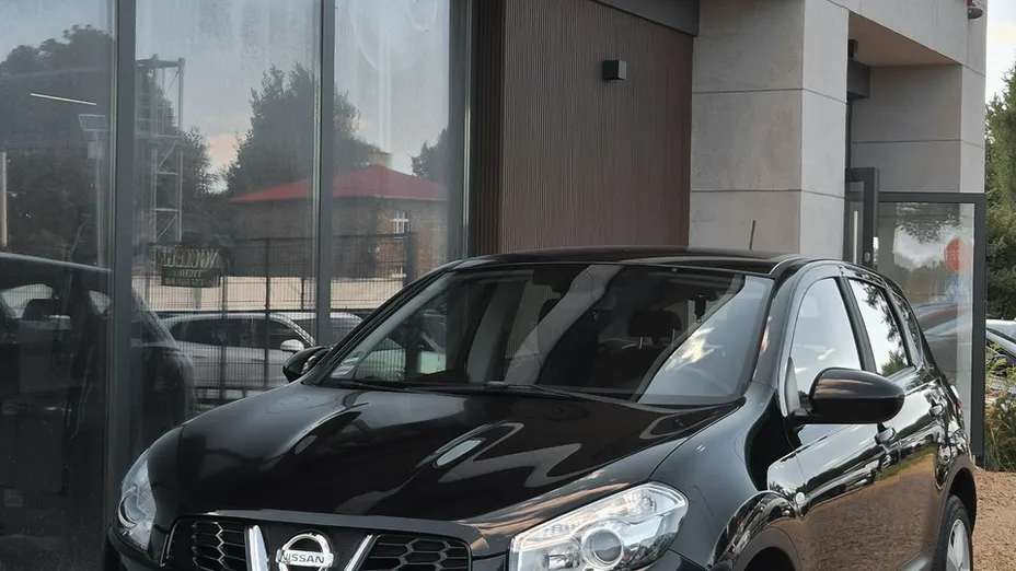 NISSAN Qashqai -