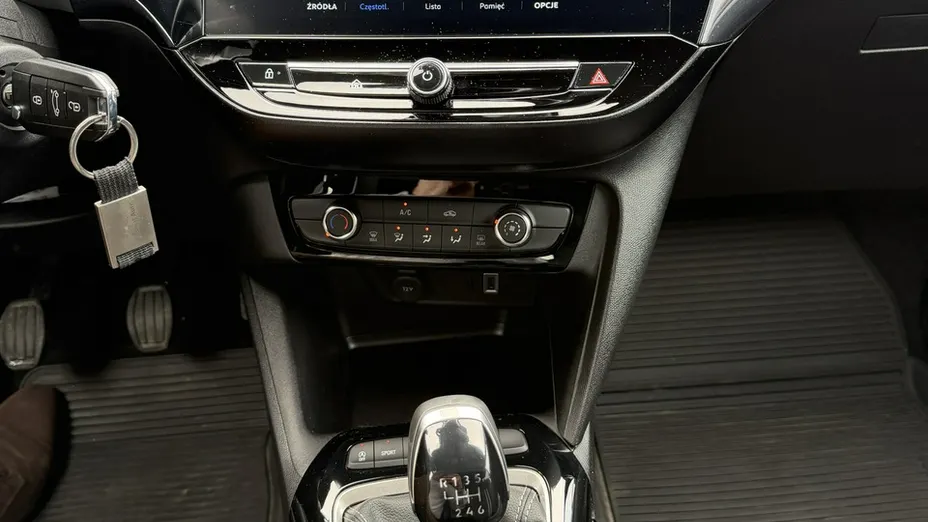 OPEL Corsa -