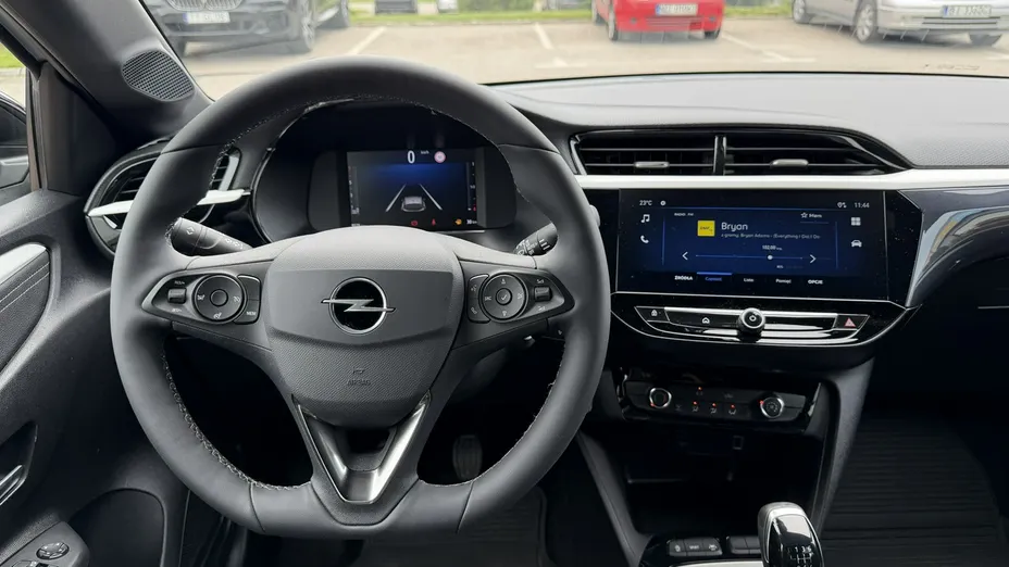 OPEL Corsa -