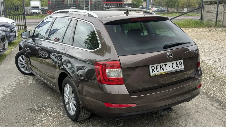SKODA Octavia -