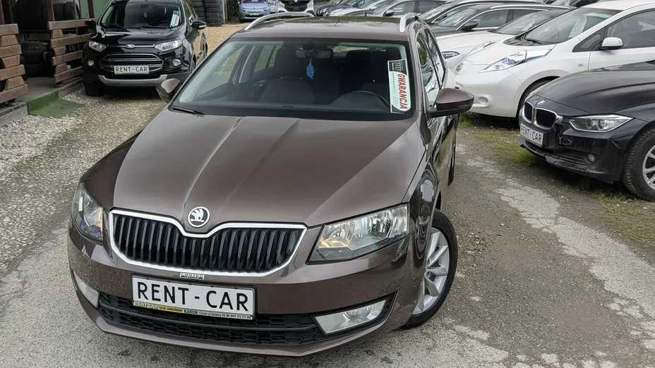 SKODA Octavia -