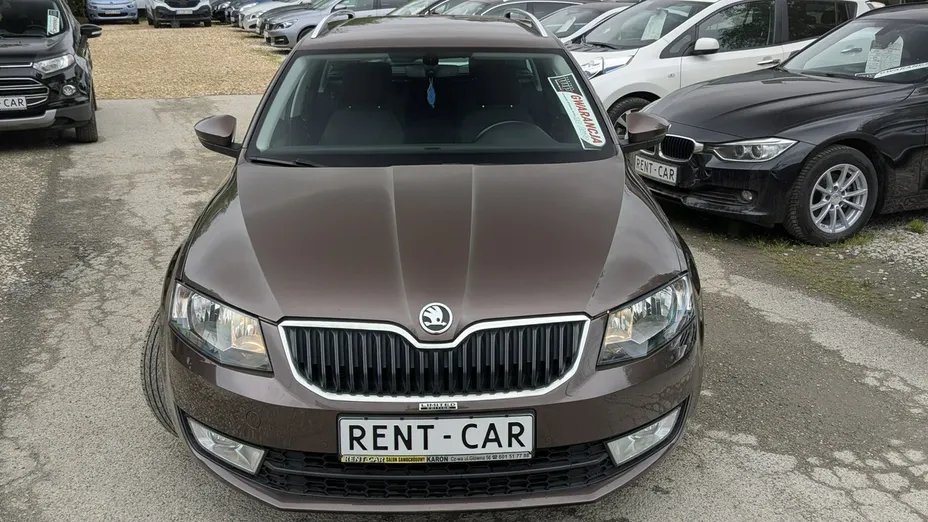 SKODA Octavia -