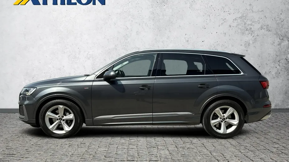 AUDI Q7 -
