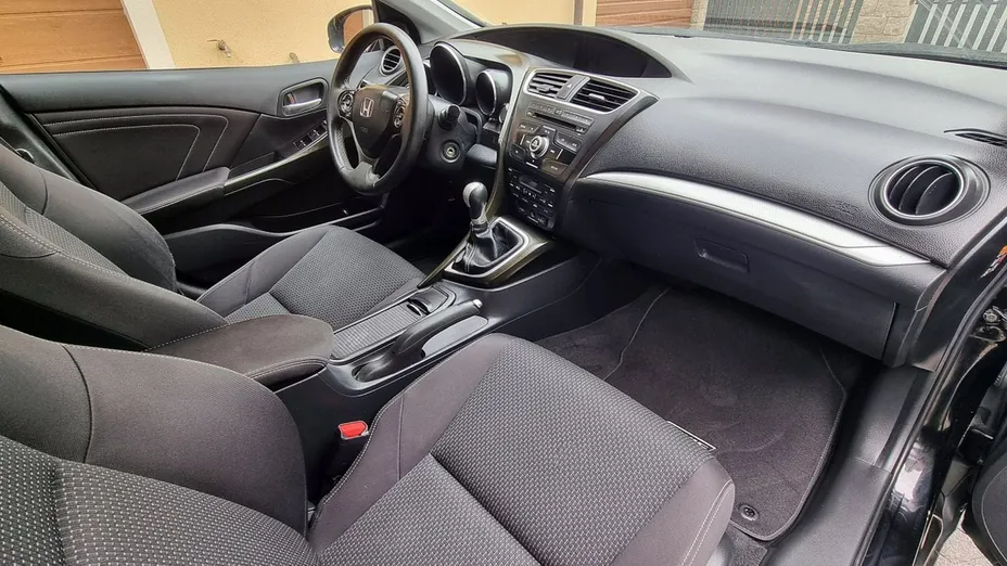 HONDA Civic -