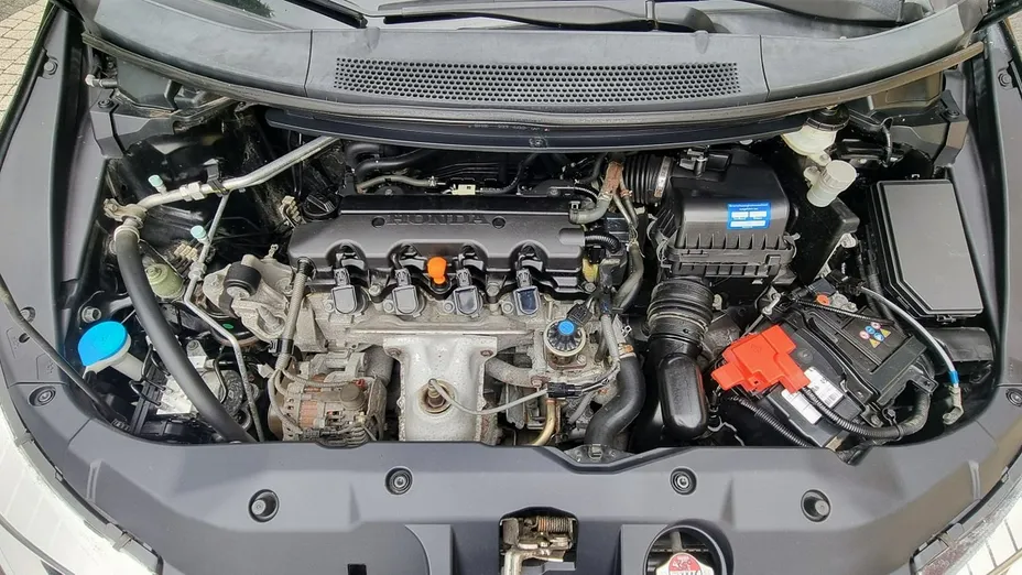 HONDA Civic -