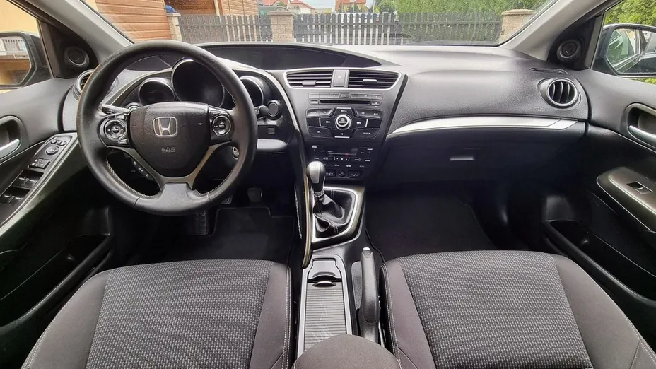 HONDA Civic -