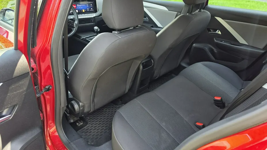 OPEL Astra -