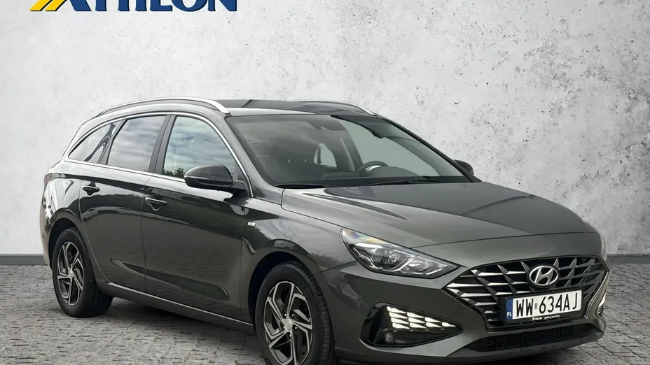 HYUNDAI i30 -