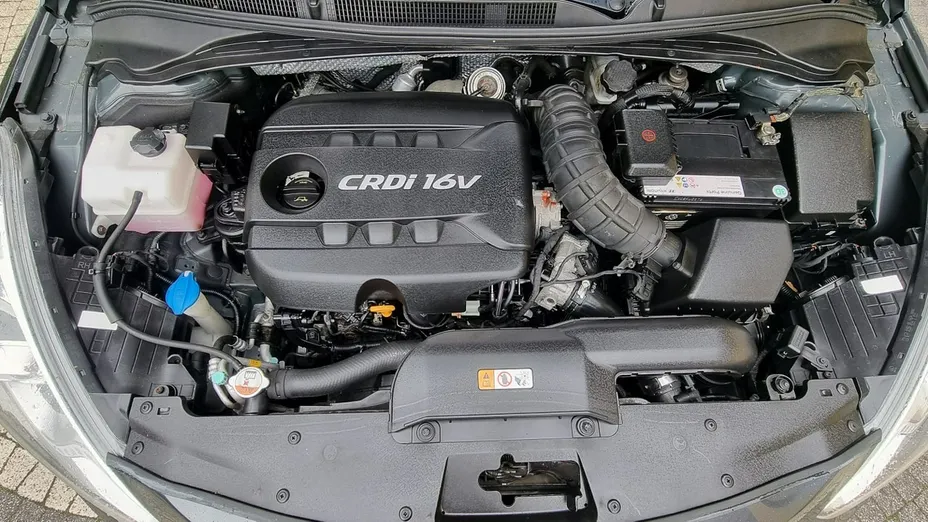 HYUNDAI i40 -