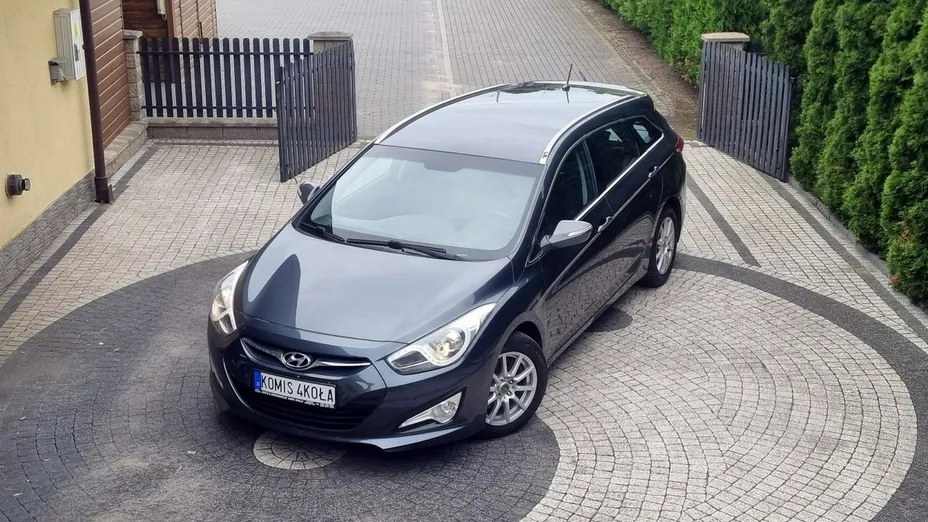 HYUNDAI i40 -