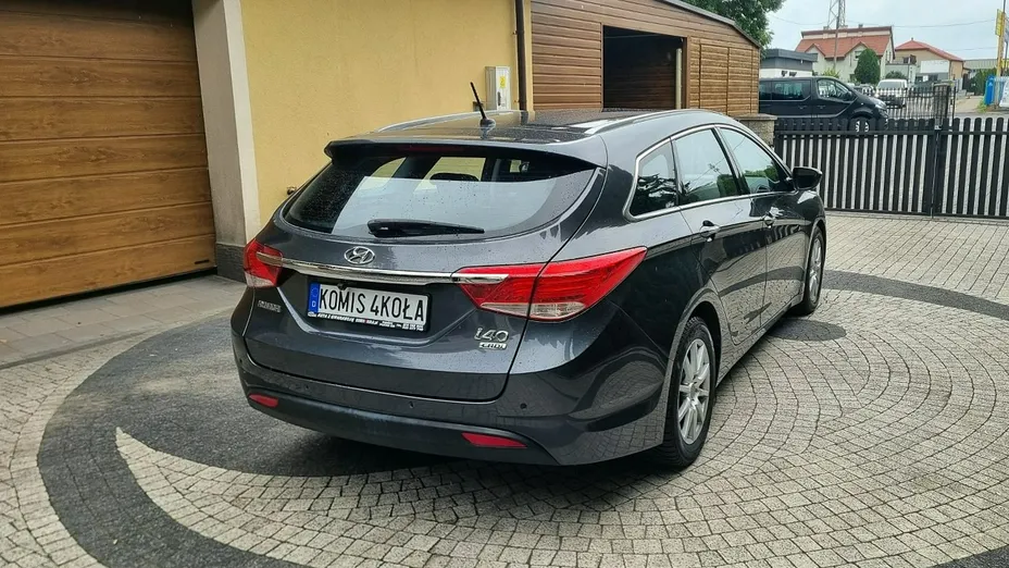 HYUNDAI i40 -