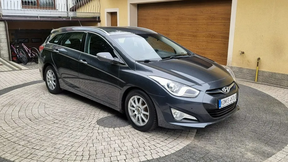 HYUNDAI i40 -