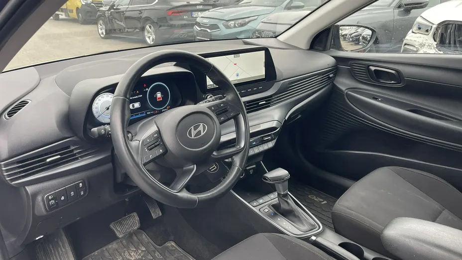 HYUNDAI i20 -