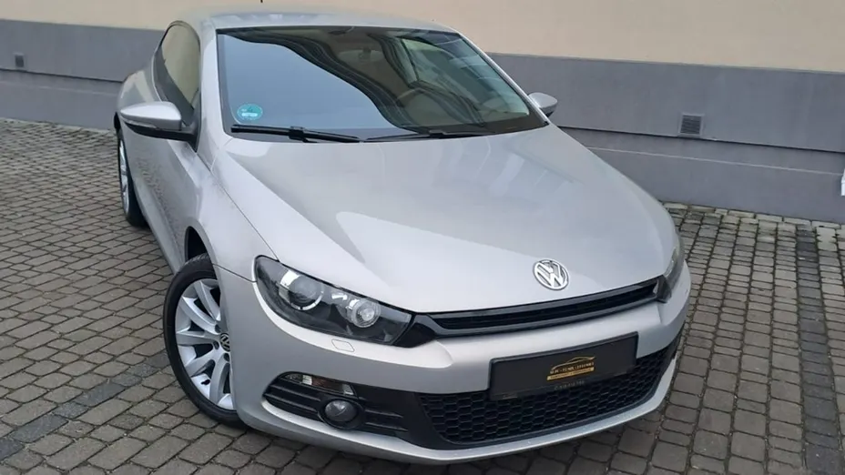 VOLKSWAGEN Scirocco -