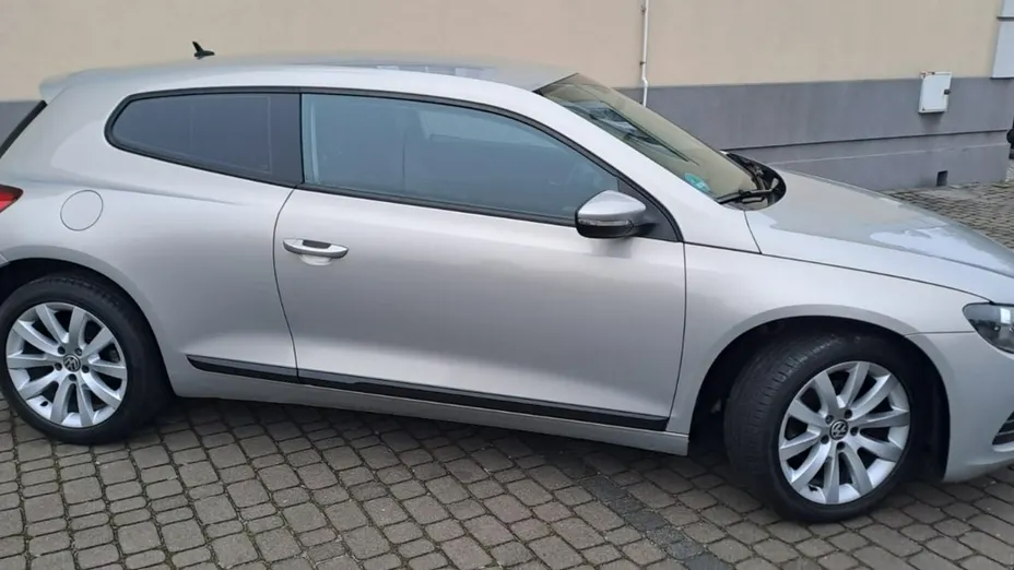VOLKSWAGEN Scirocco -