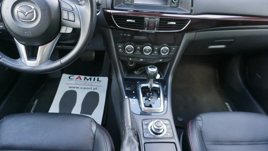 MAZDA 6 -