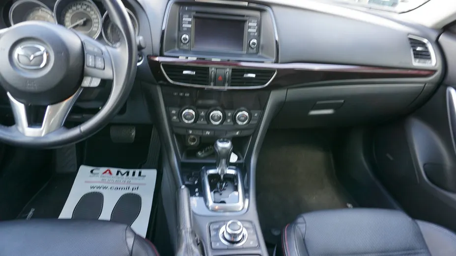MAZDA 6 -