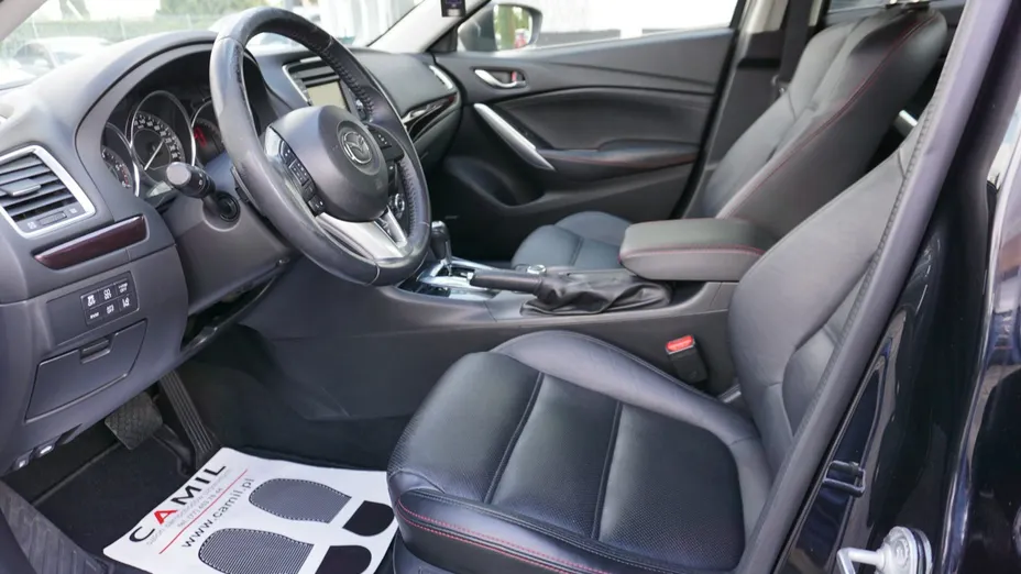 MAZDA 6 -
