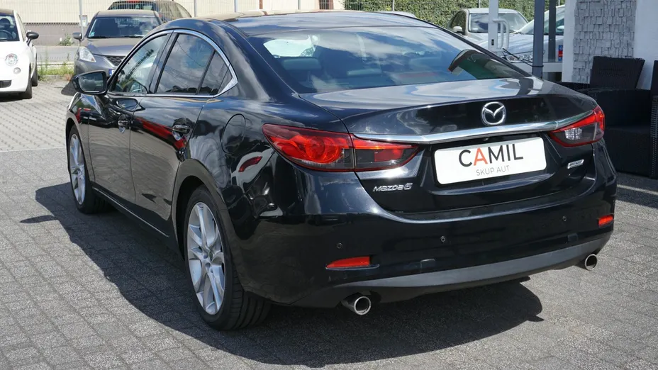 MAZDA 6 -