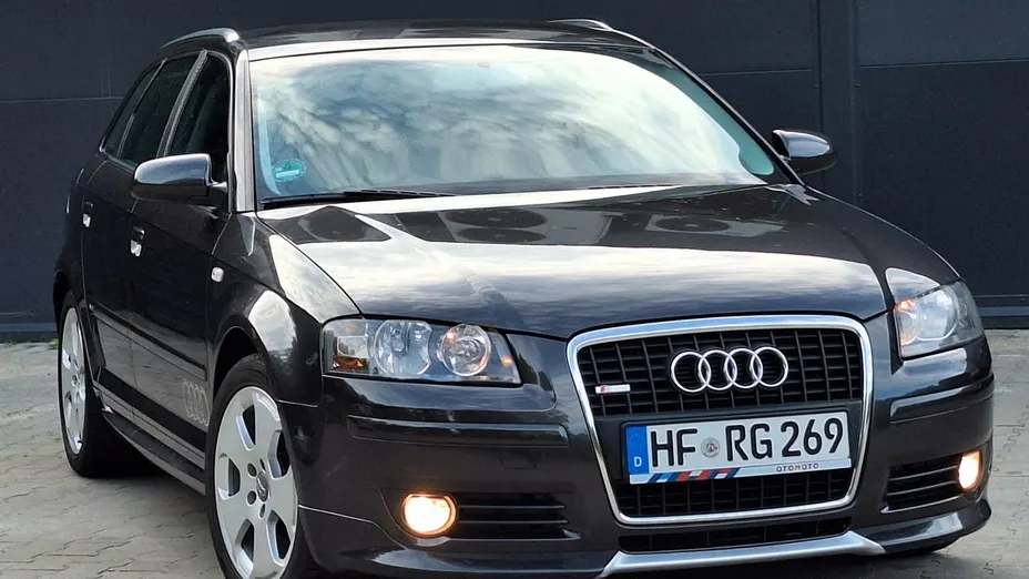 AUDI A3 -