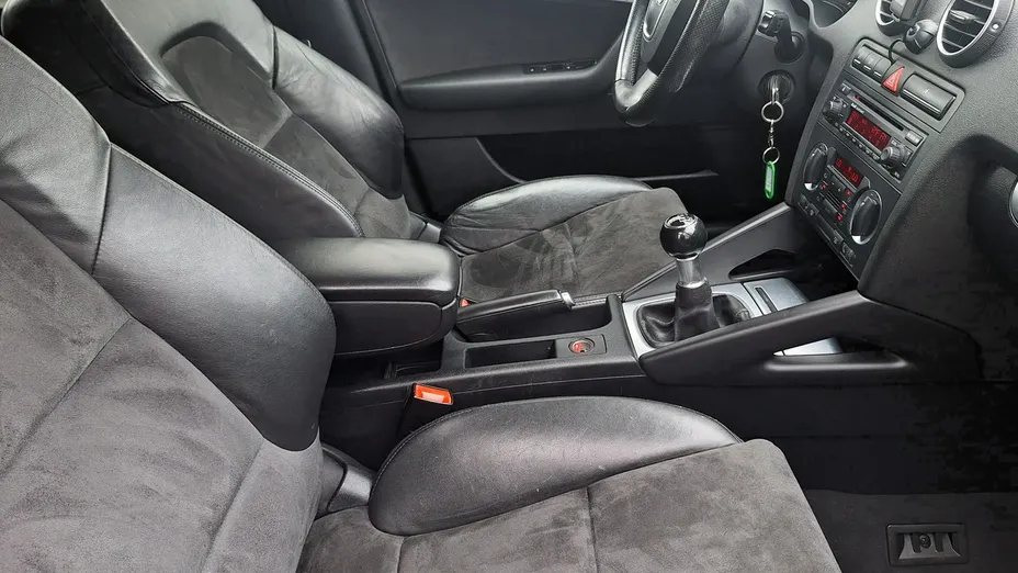 AUDI A3 -