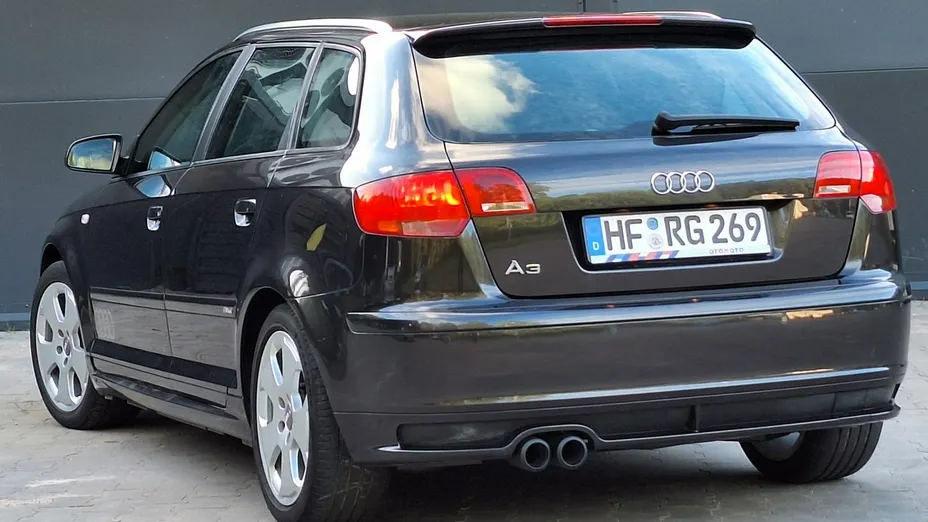 AUDI A3 -