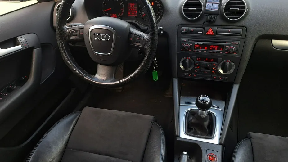 AUDI A3 -