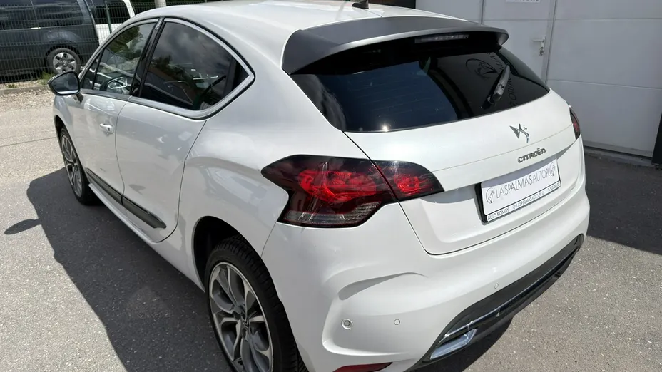 CITROEN DS4 -