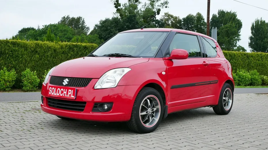 SUZUKI Swift -