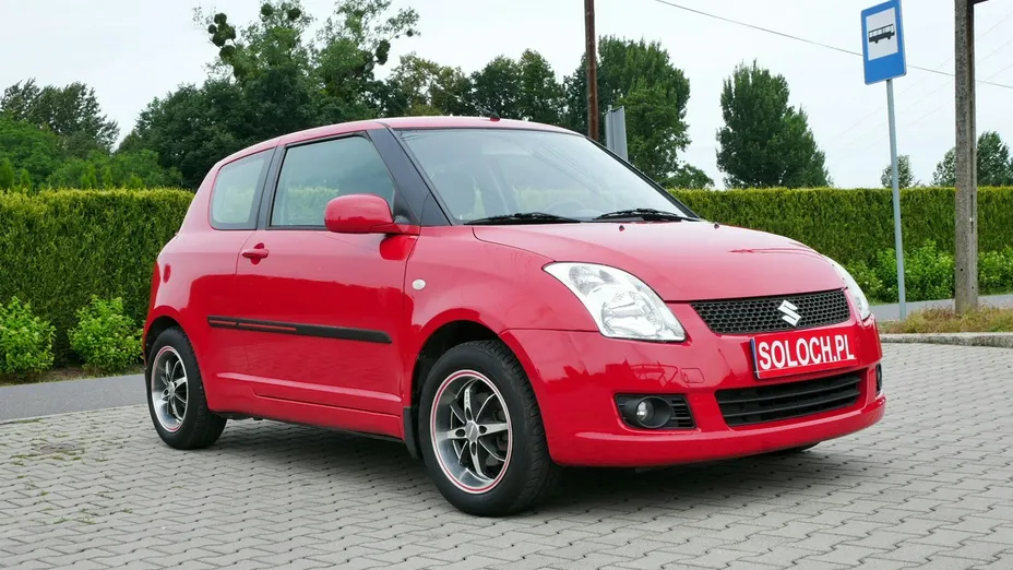 SUZUKI Swift -
