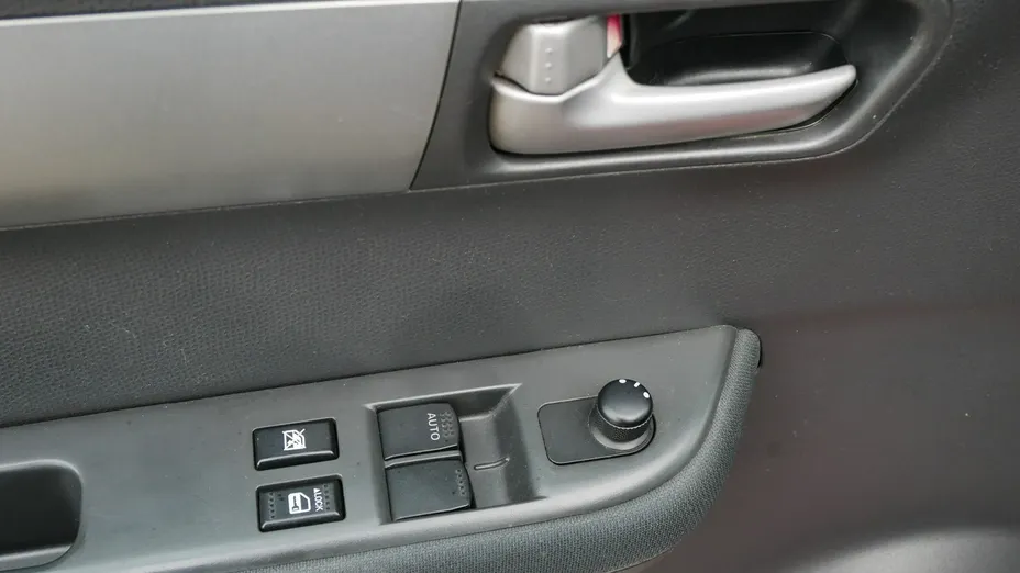 SUZUKI Swift -