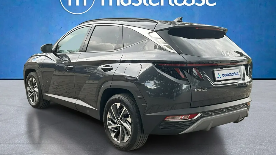 HYUNDAI Tucson -