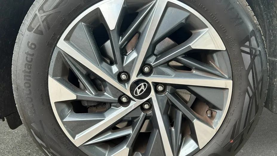 HYUNDAI Tucson -