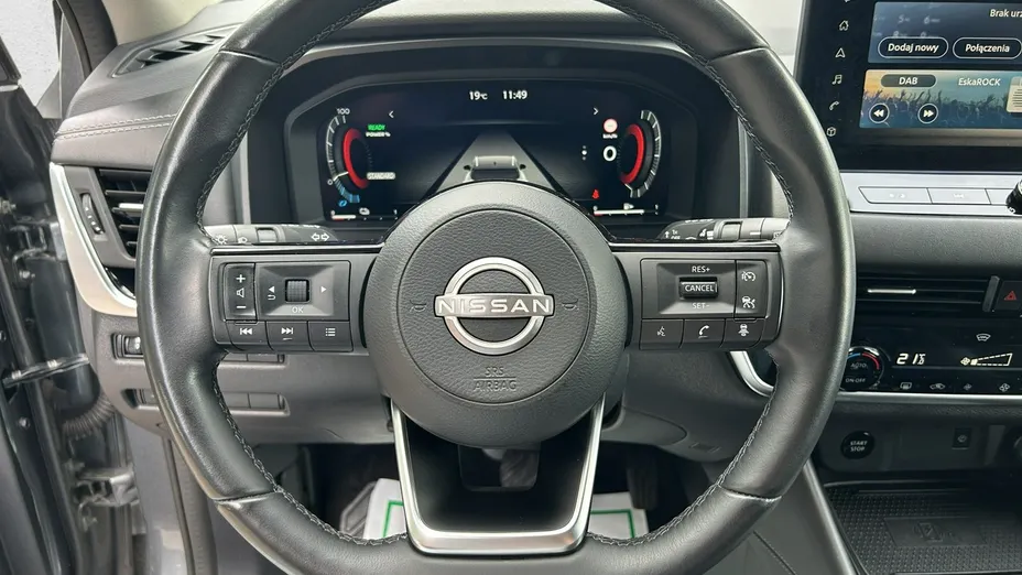 NISSAN Qashqai -