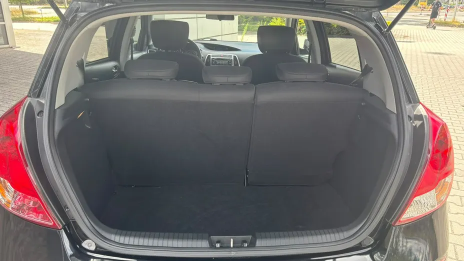 HYUNDAI i20 -