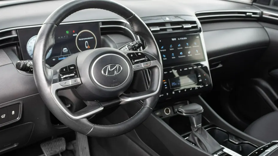 HYUNDAI Tucson -
