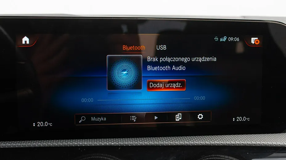 MERCEDES-BENZ CLA -