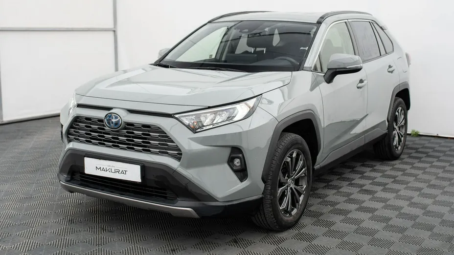 TOYOTA RAV4 -